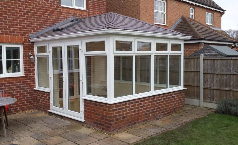 A Solid Roof Replacement That Balances Thermal Efficiency With Natural Light